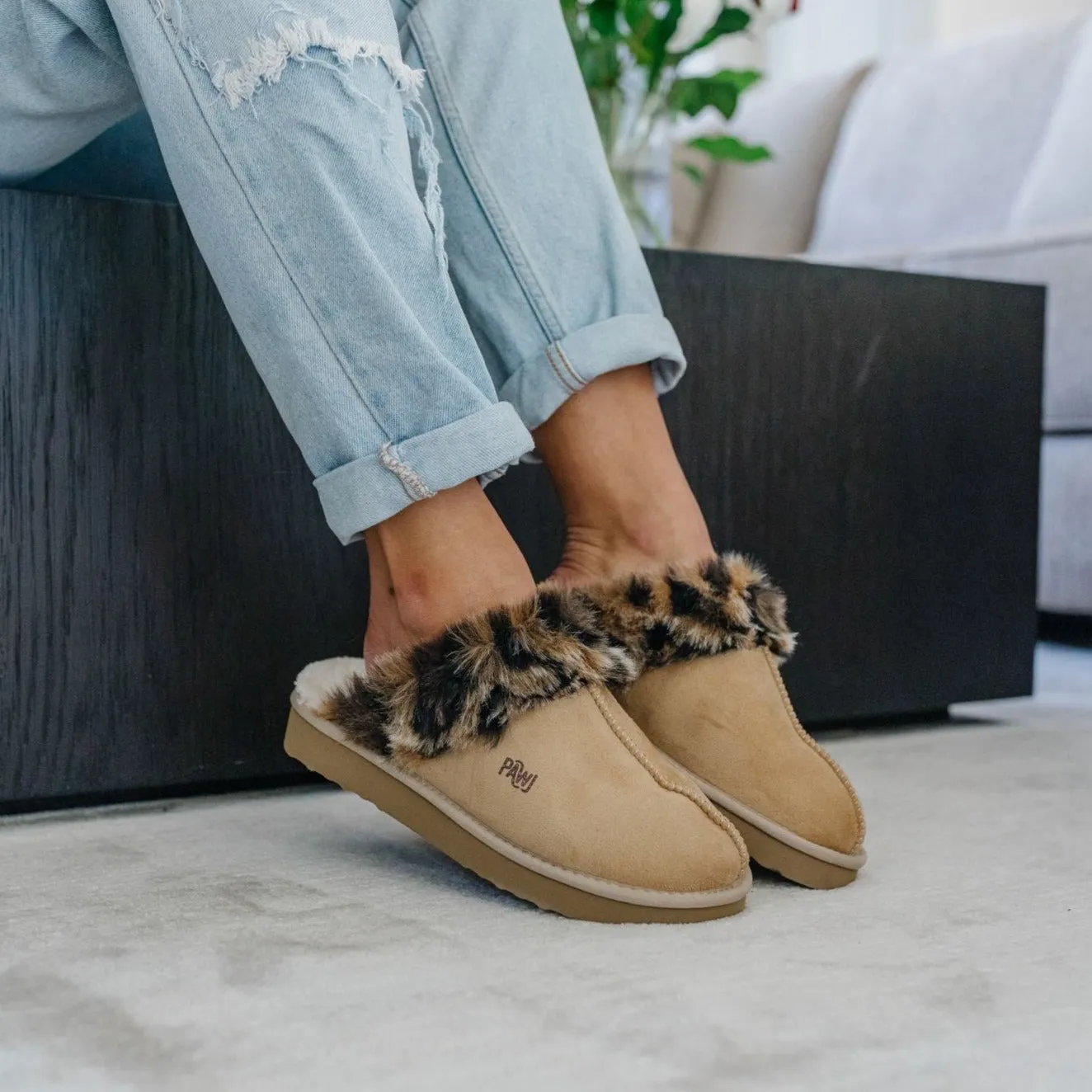 PAWJ Slippers | Tan / Wild Leopard