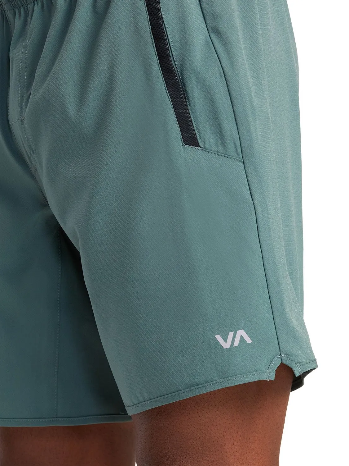 RVCA Men's 17 Yogger Stretch