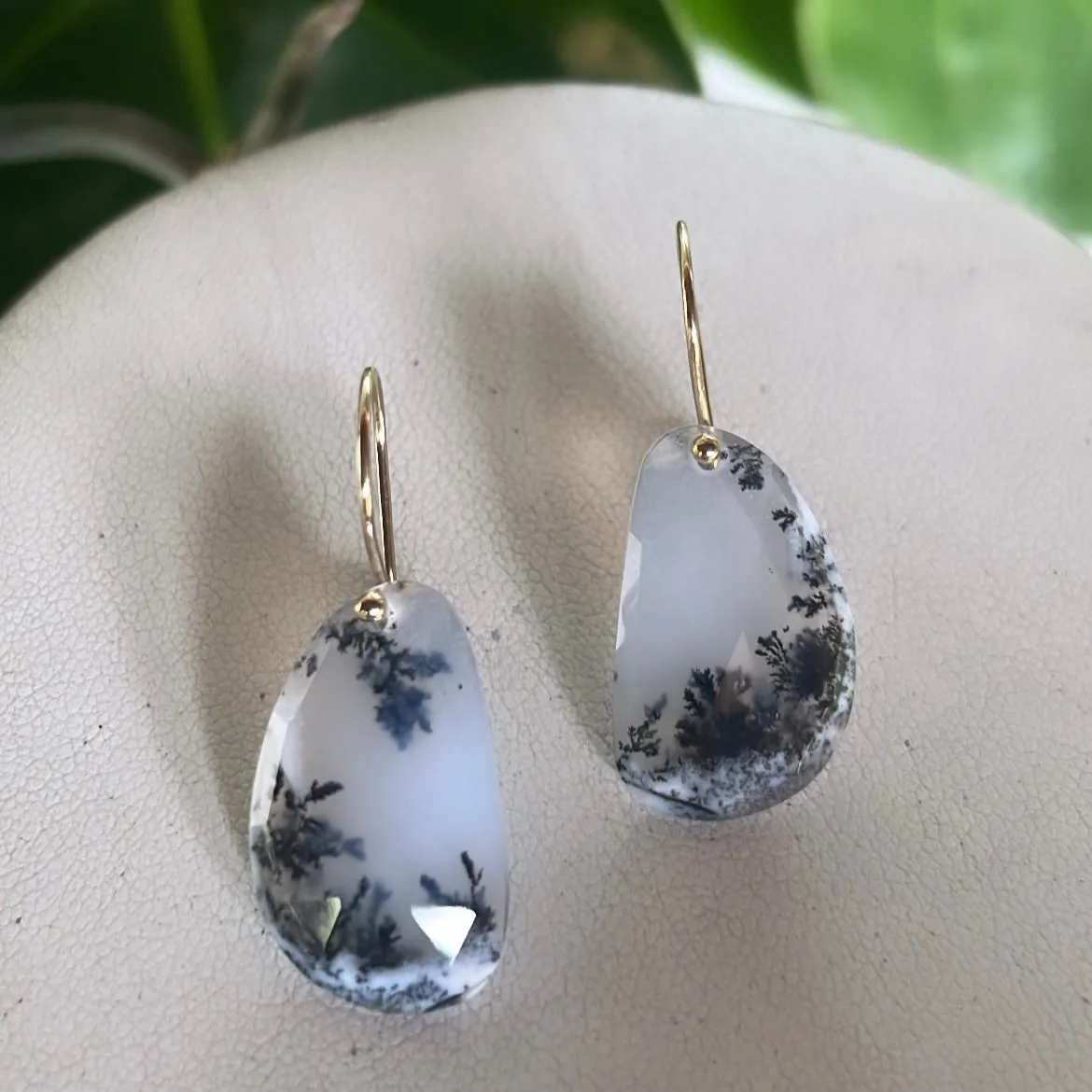 Snow scenes earrings