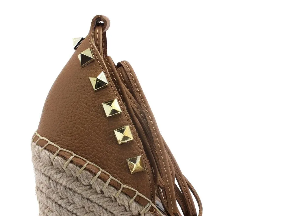 STEVE MADDEN Malani Sandalo Zeppa Borchie Tan Leather MALA02S1