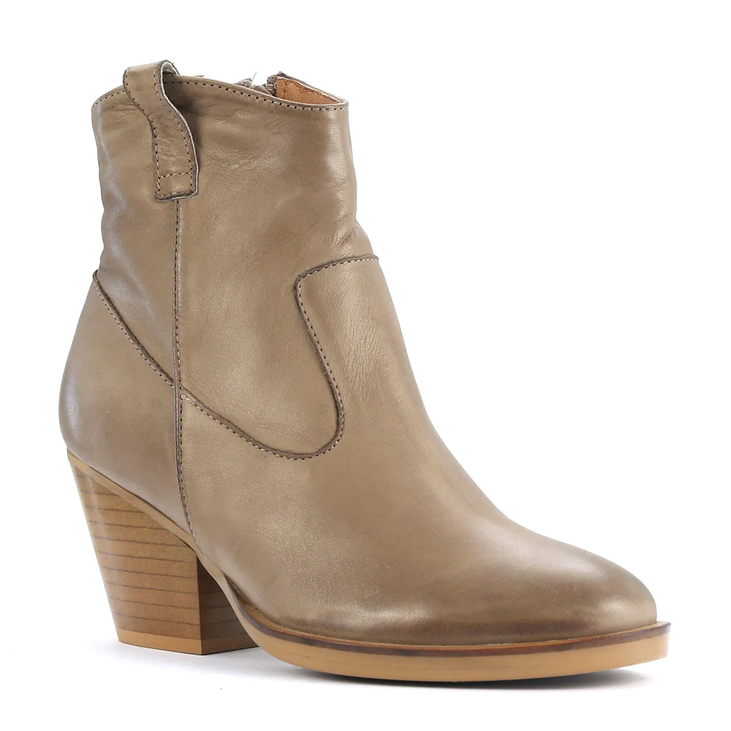 Vander Leather Ankle Boots