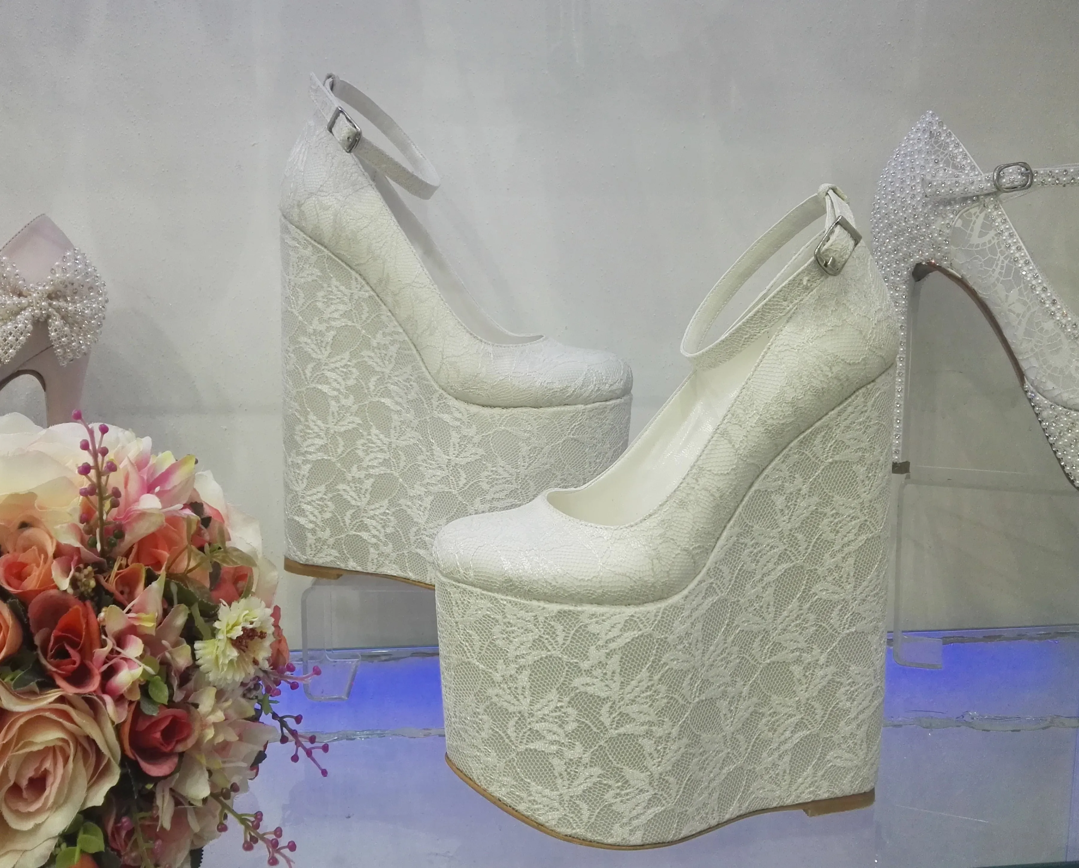 White Lace 20 cm High Heel Wedding Wedges